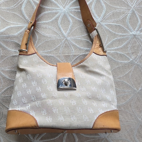 Dooney & Bourke Shoulder Satchel! - Picture 1 of 13